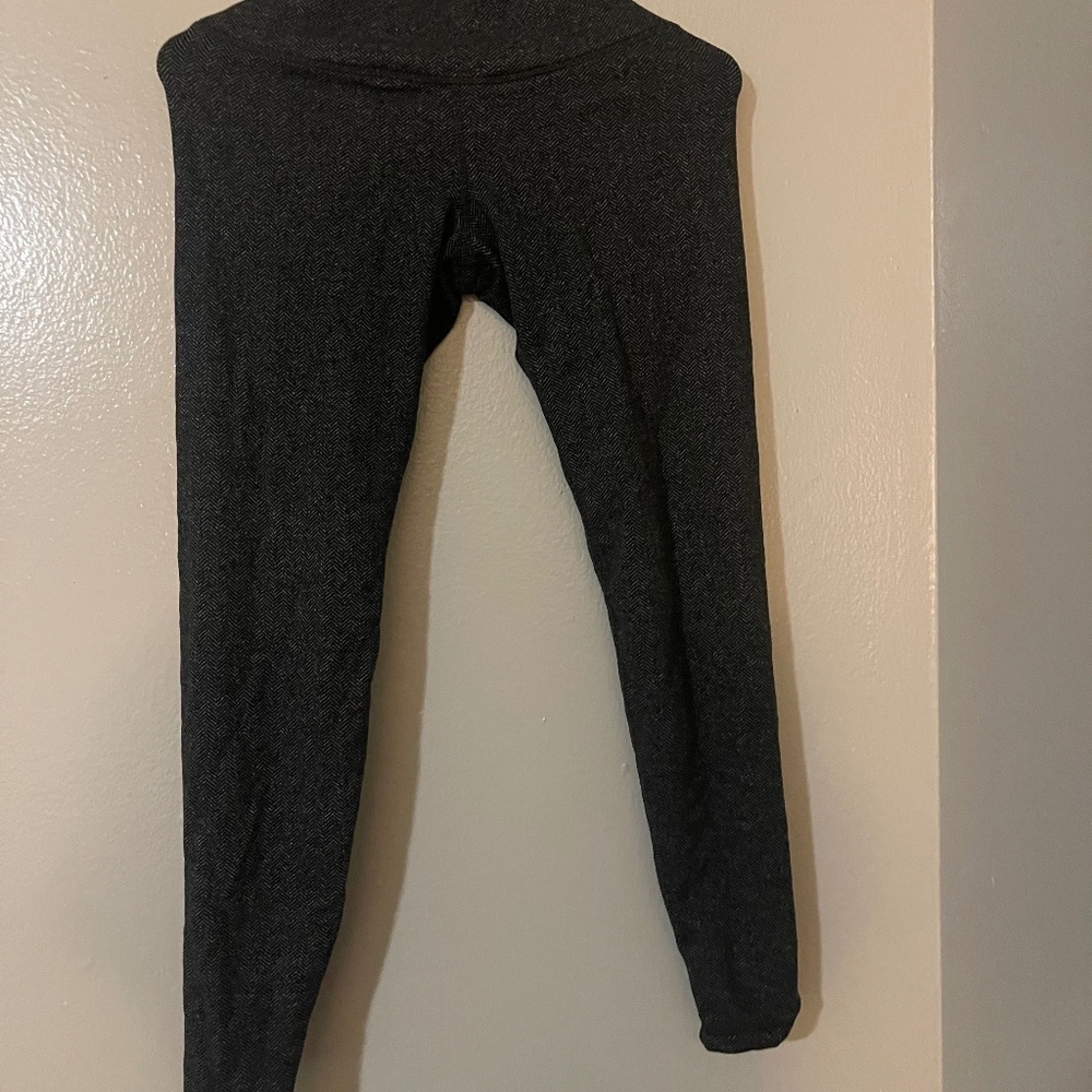 10. Old Navy-Basic Leggings